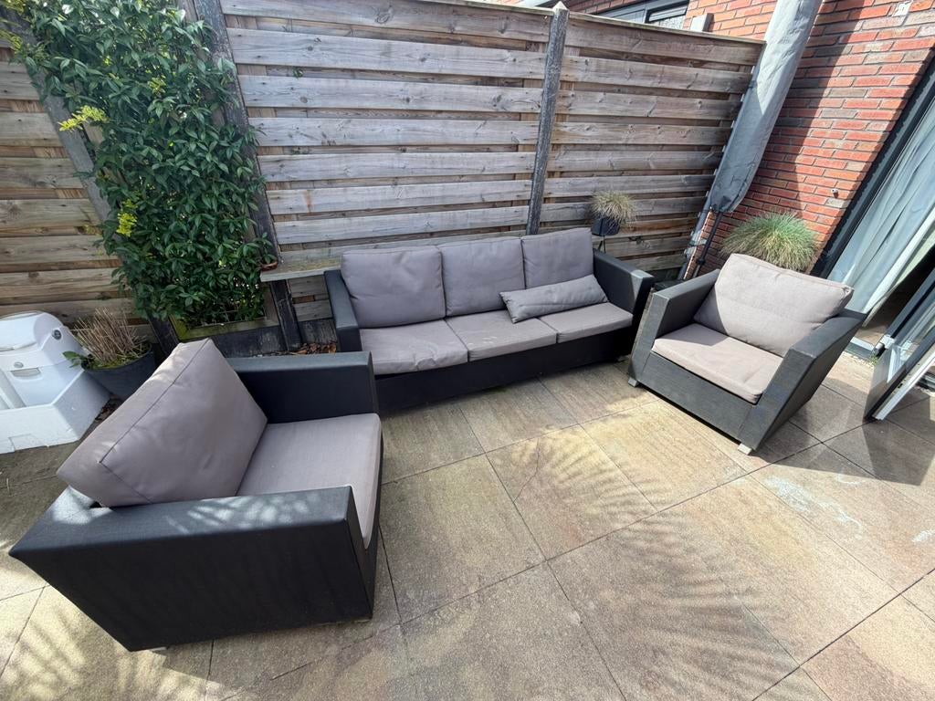 Luxe Loungeset met bank en 2 stoelen, Ophalen, Zo goed als nieuw, Kunststof, Bank