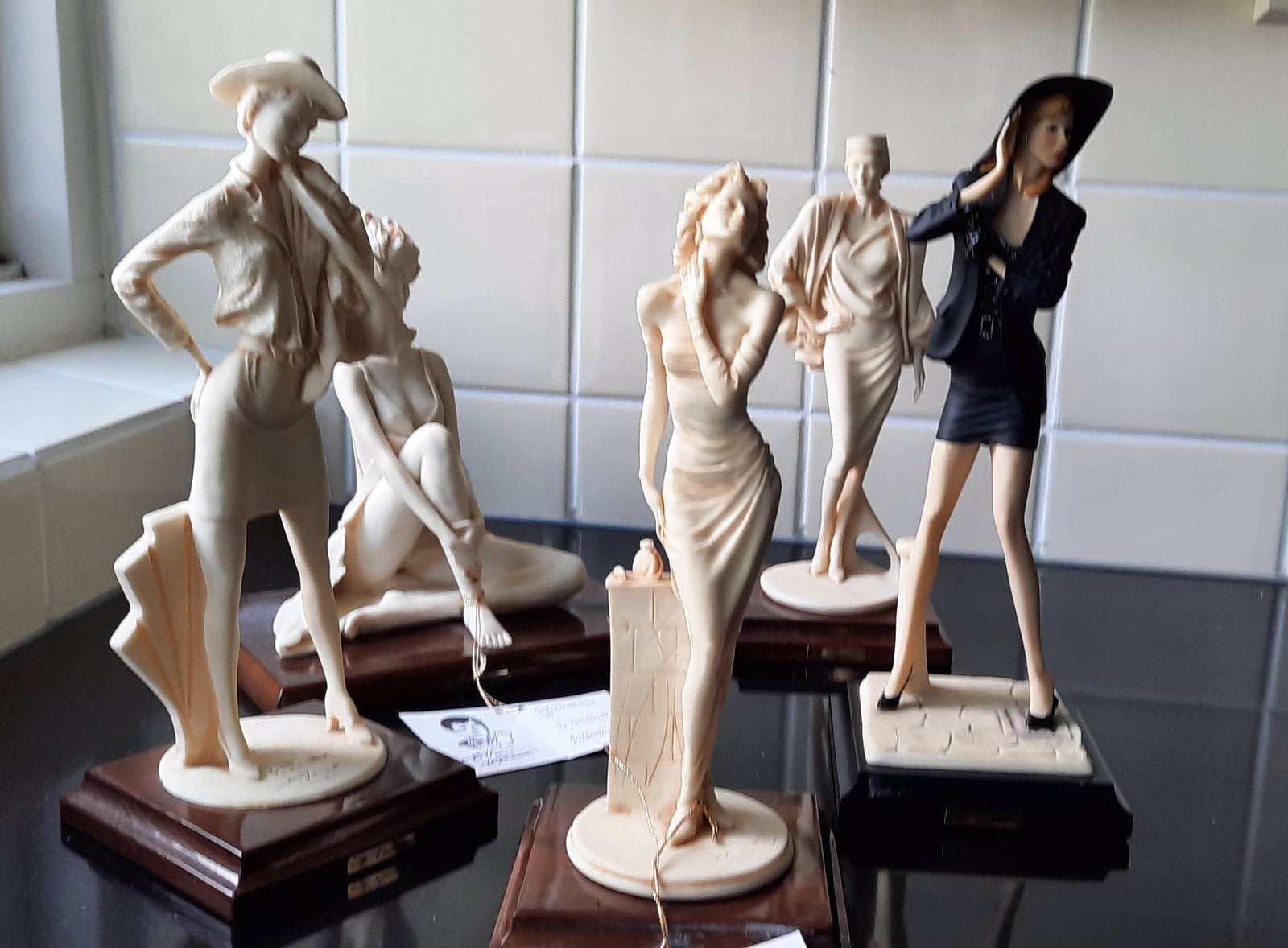 Nieuwe prachtige vrouwen  beeldjes uit de winkelvoorraad., Verzamelen, Beelden en Beeldjes, Ophalen of Verzenden, Nieuw