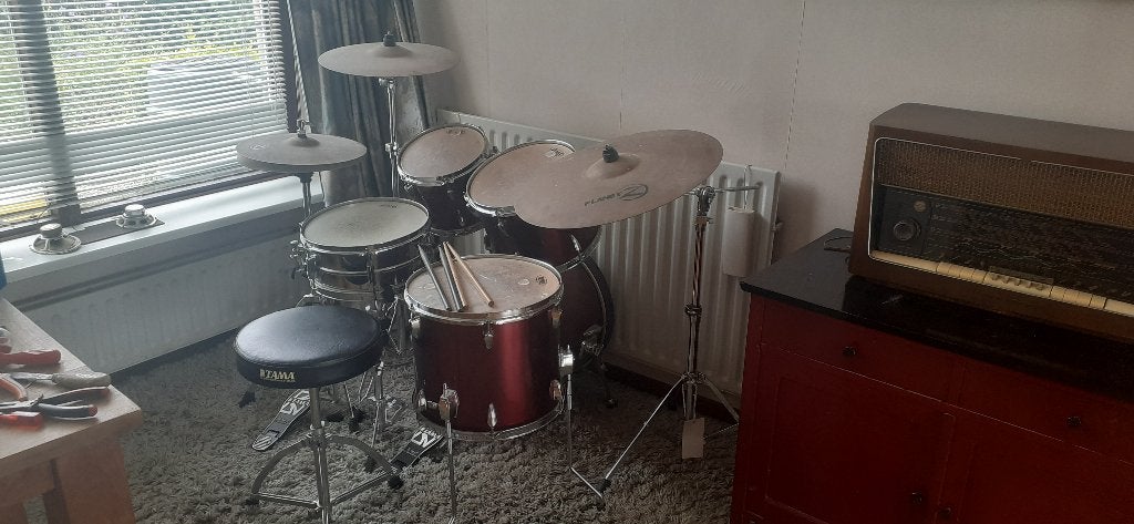 TAMA Imperialstar drumset. Zildjian bekkens. Vrijwel nieuw, Ophalen, Zo goed als nieuw, Tama