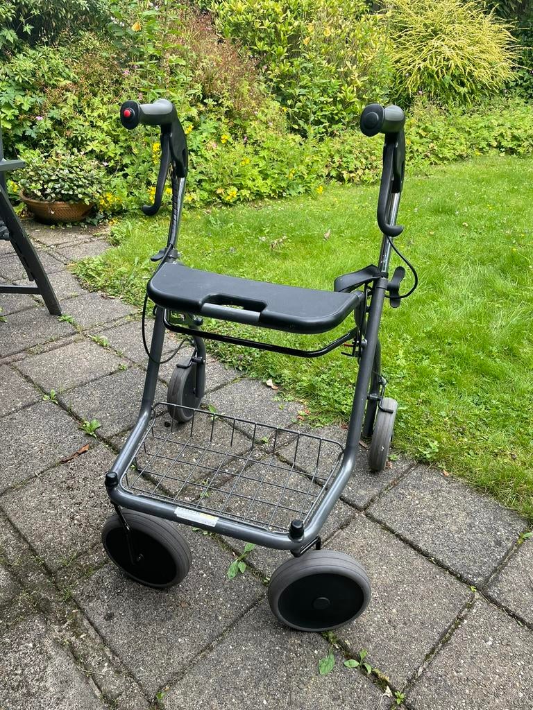 FellowRoll Tour Standard AF-AS Parkinson  rollator, Diversen, Ophalen, Lichtgewicht, Zo goed als nieuw