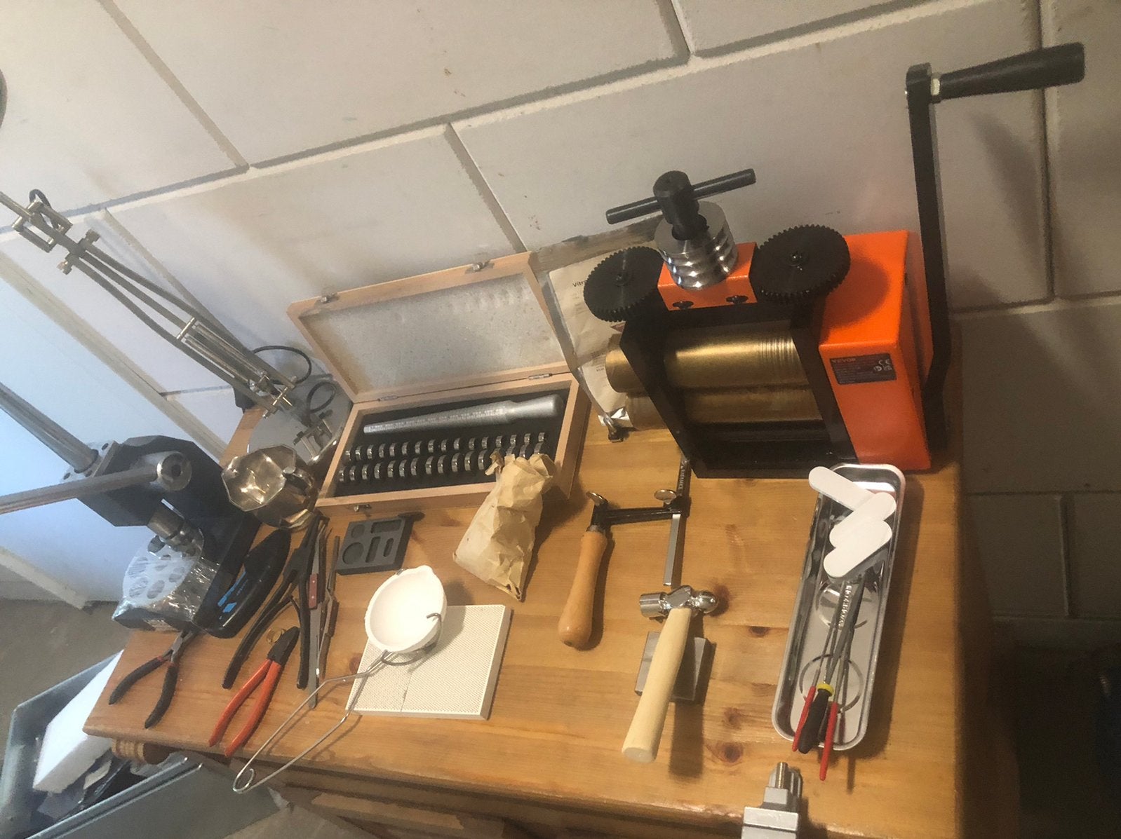 Goudsmid gereedschap, Ophalen