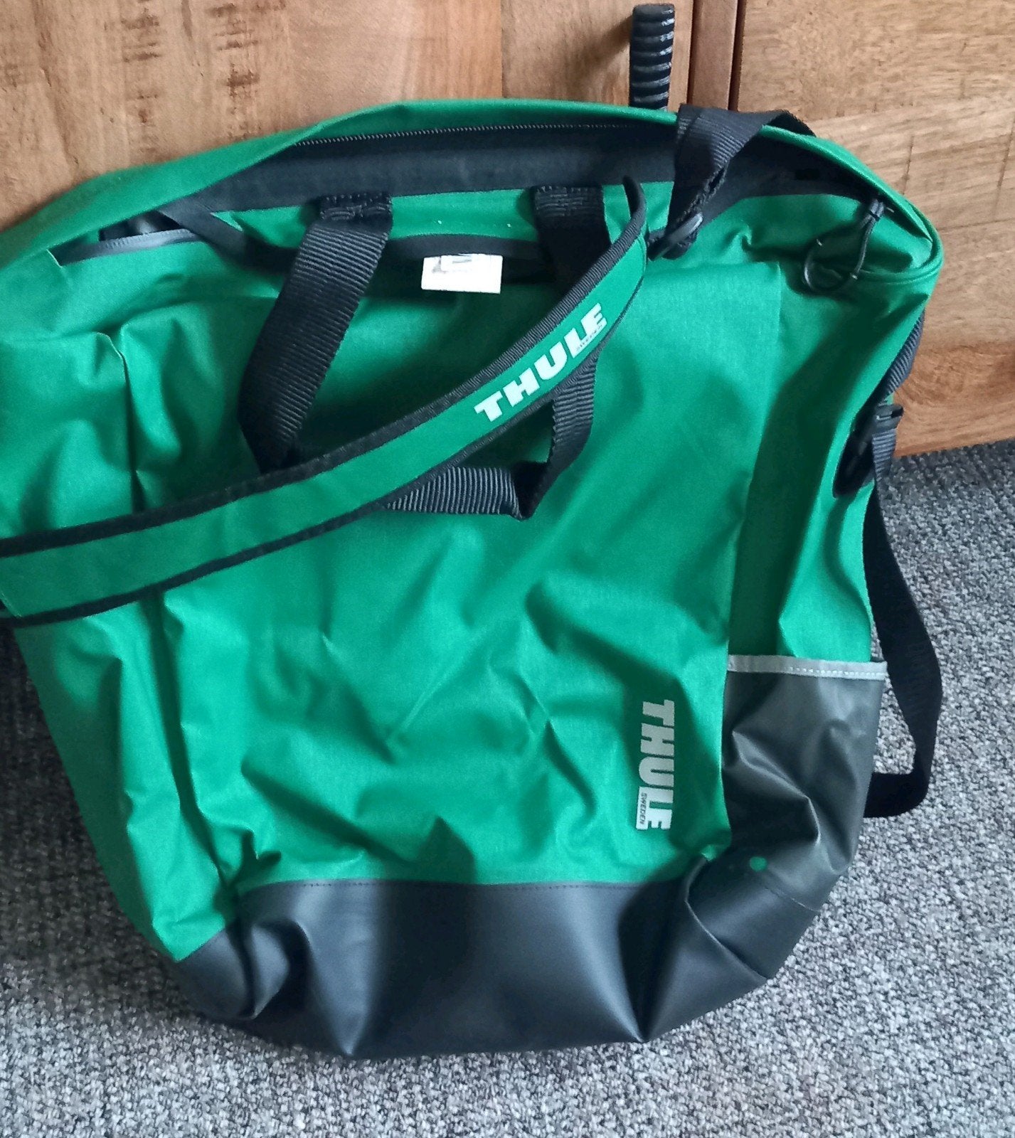 Nieuwe Thule Pack 'n Pedal Tote fietstas - Groen, Ophalen of Verzenden, Nieuw, Thule