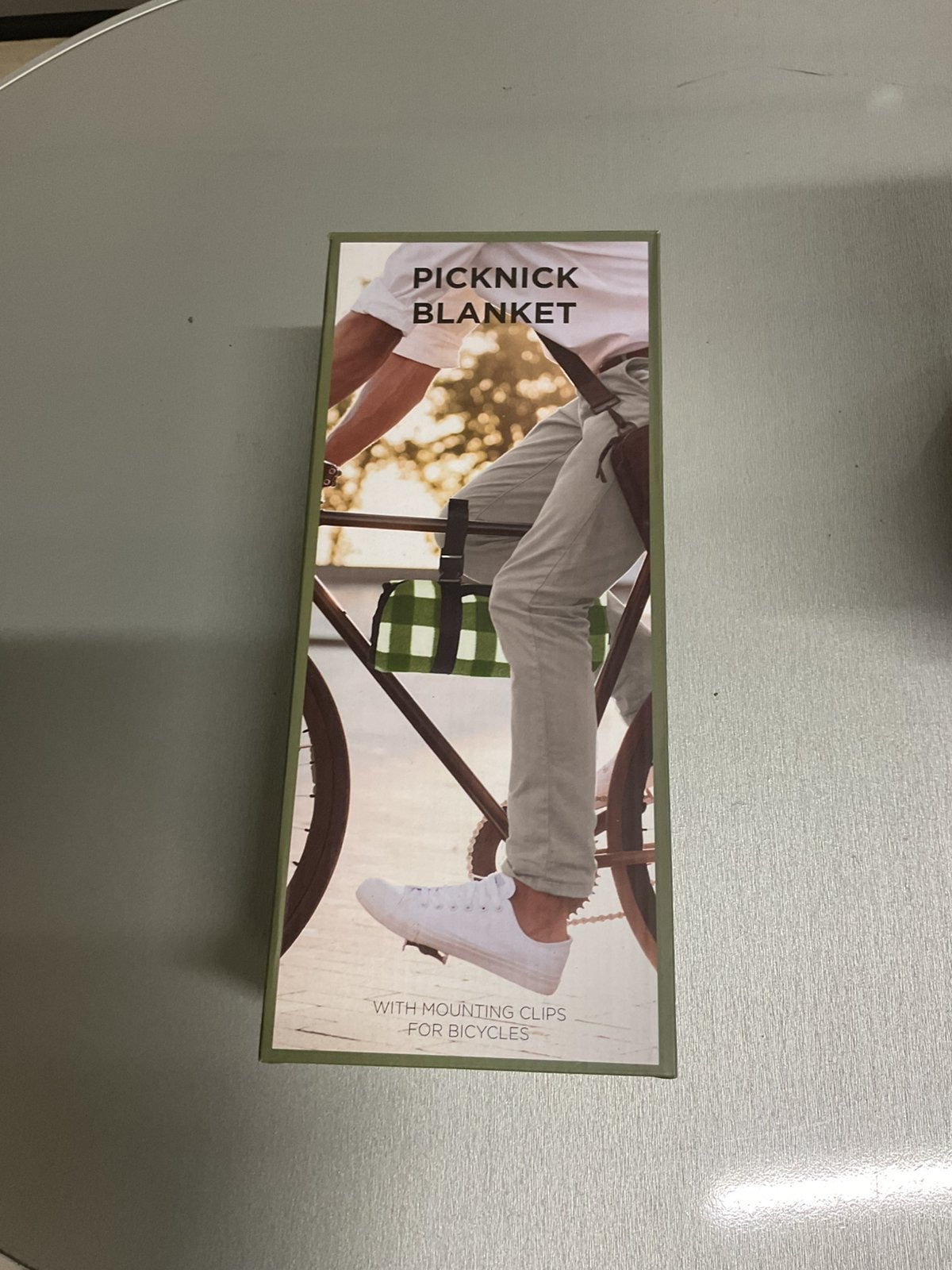 Picknick deken met voor op de fiets met bevestiging nieuw, Hobby en Vrije tijd, Picknickmanden, Ophalen, Nieuw