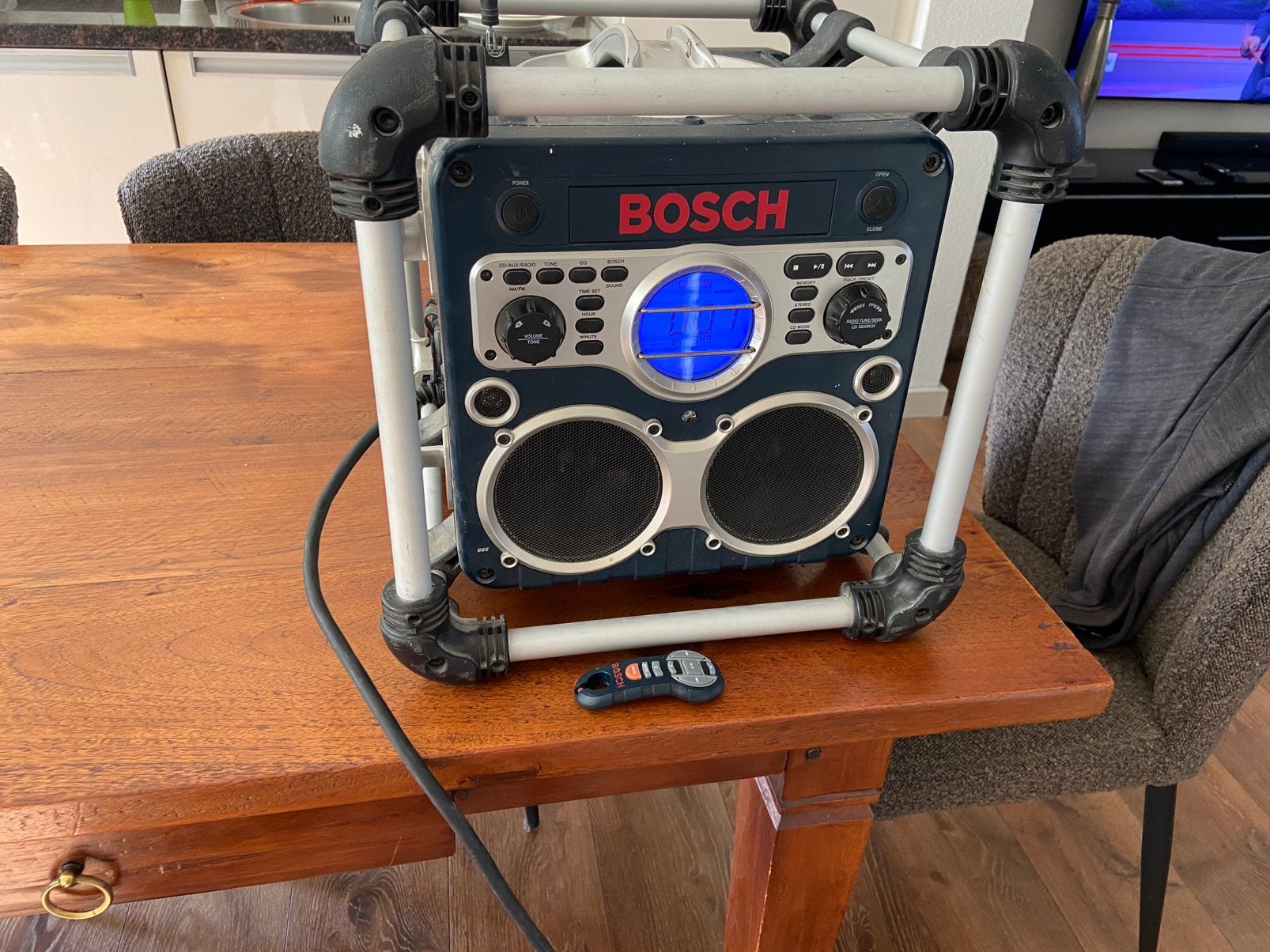 Bosch Bouwradio, Ophalen, Gebruikt