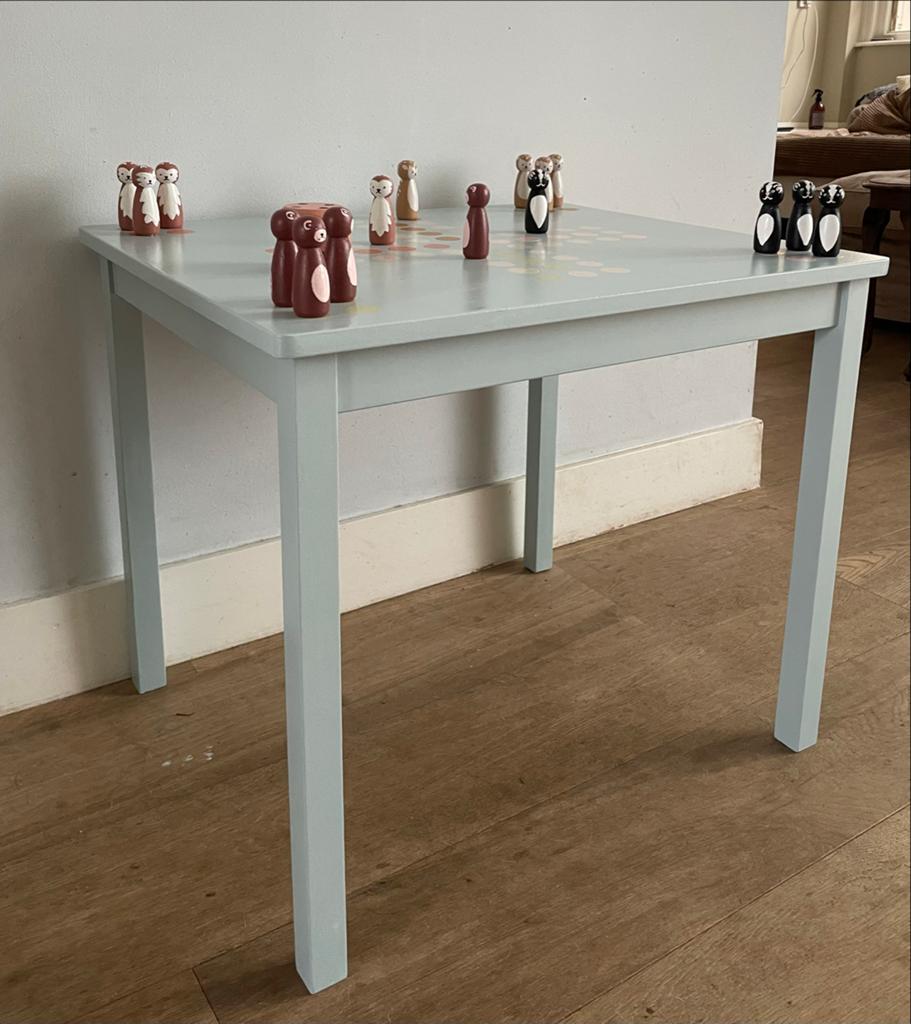 Speeltafel met 'Erger je niet' spel en dierenfiguren, Ophalen, Gebruikt, Jongen of Meisje