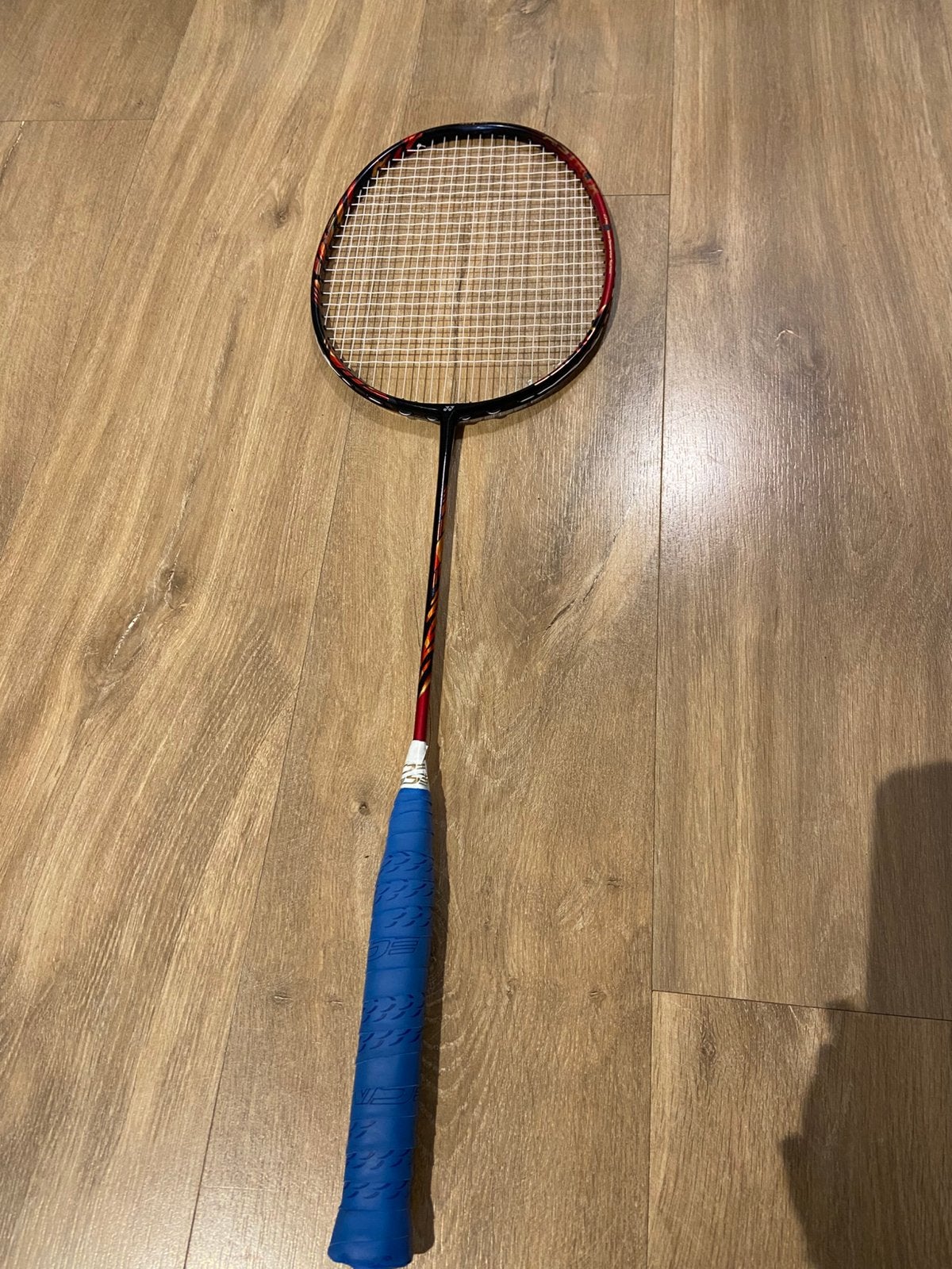 Yonex Astrox 99 Pro 4U Cherry Sunburst - Goede Staat, Ophalen, Zo goed als nieuw, Racket(s)
