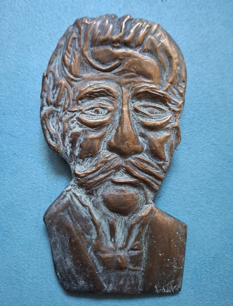 Intrigerende Bronzen wandplaque van Man met Snor, Antiek en Kunst, Ophalen of Verzenden, Brons, Man