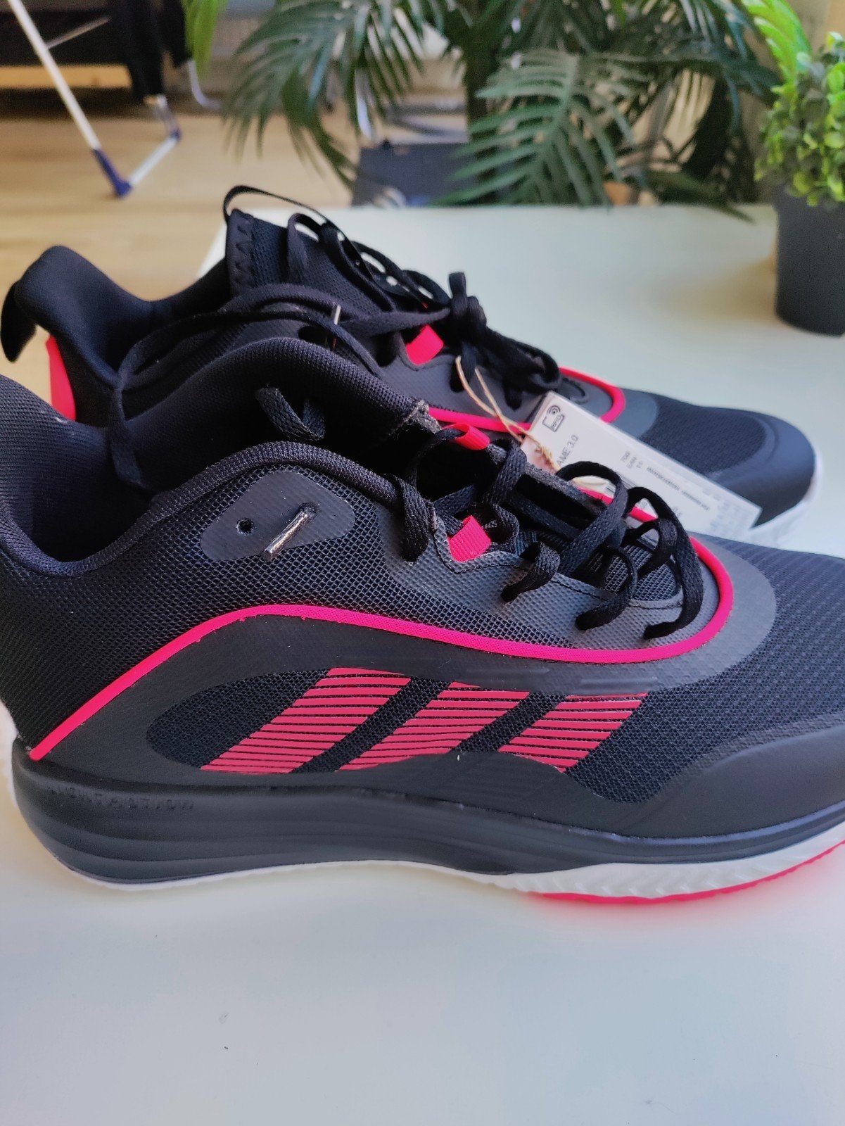 Fully Unused Adidas Basketball Shoes Size 46, Ophalen of Verzenden, Hardloopschoenen, Adidas