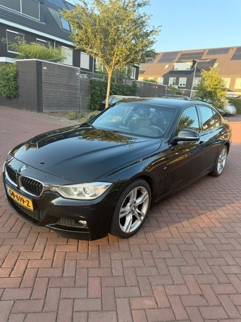 BMW 3-Serie 1.6 316I 2015 Zwart, 1360 kg, Zwart, 4 cilinders, Zwart