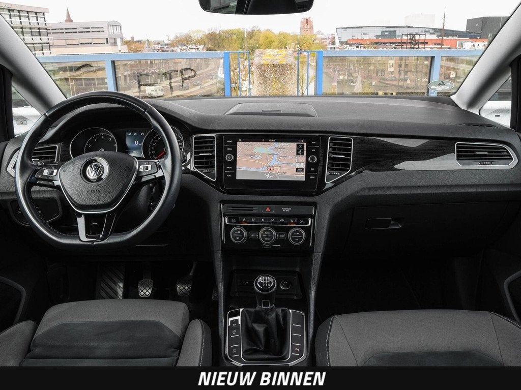 Volkswagen Golf Sportsvan 1.5 TSI 150 PK ACT Highline Editio, Auto's, Voorwielaandrijving, 4 cilinders, Golf Sportsvan, Bedrijf