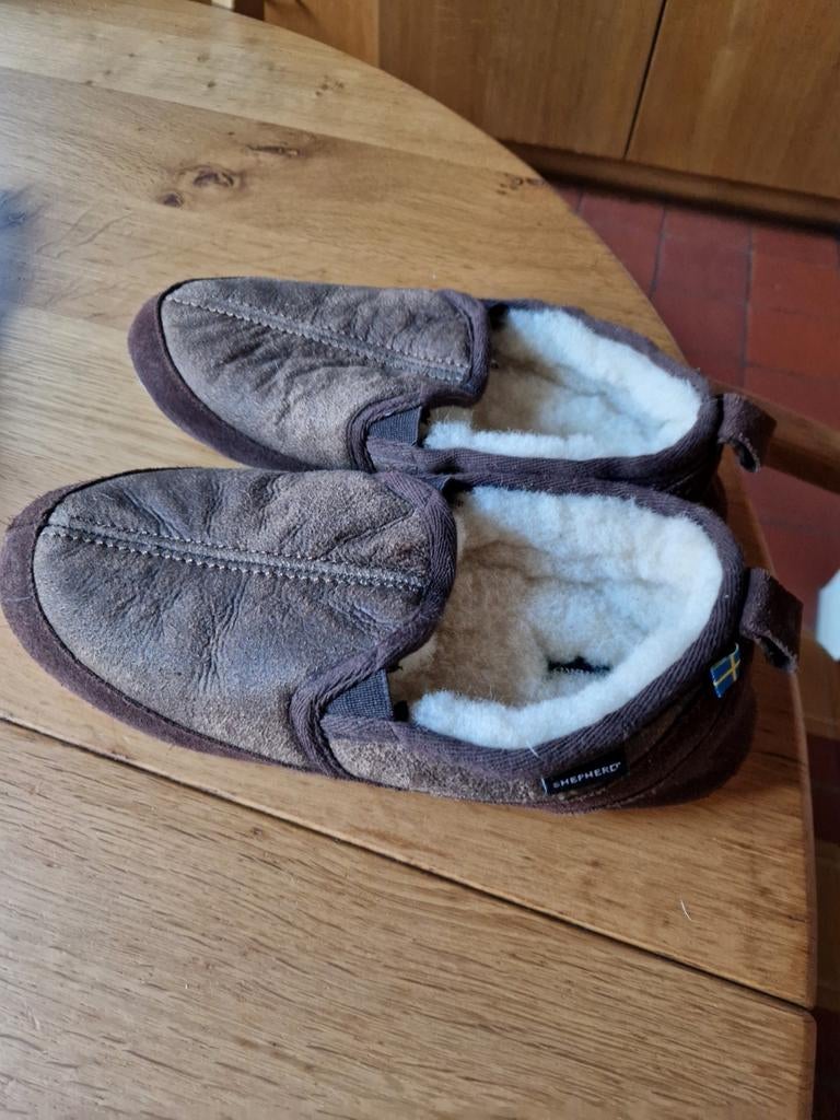 SHEPHERD PANTOFFELS MAAT 42, Kleding | Heren, Schoenen, Bruin, Nieuw, Ophalen of Verzenden, Shepherd