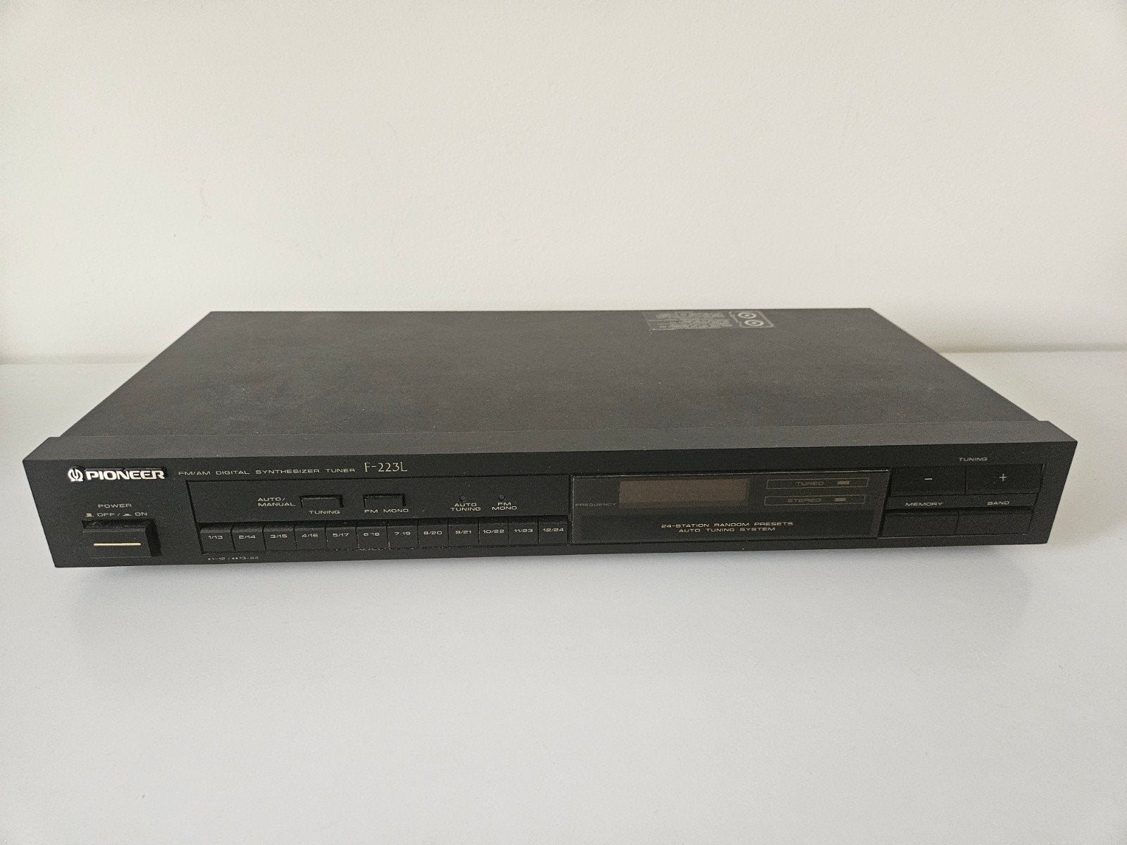 Pioneer tuner F-223L, Ophalen