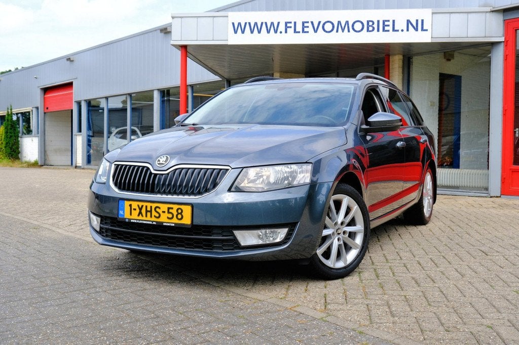 Skoda Octavia Combi 1.2 TSI Greentech Ambition Navi|Clima|DA, Auto's, Skoda, Bedrijf, Te koop, Octavia, ABS, Airbags, Airconditioning