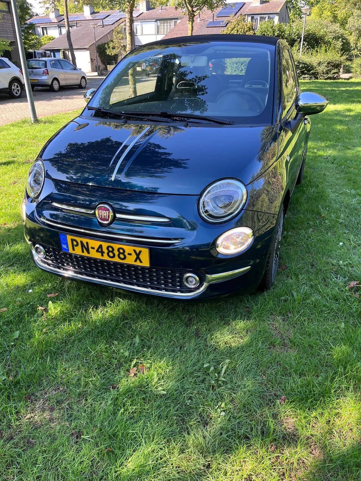 Foto 4 van Fiat 500 C 1.2 AUT 2016 Blauw. Cabrio. Abarth leather seats