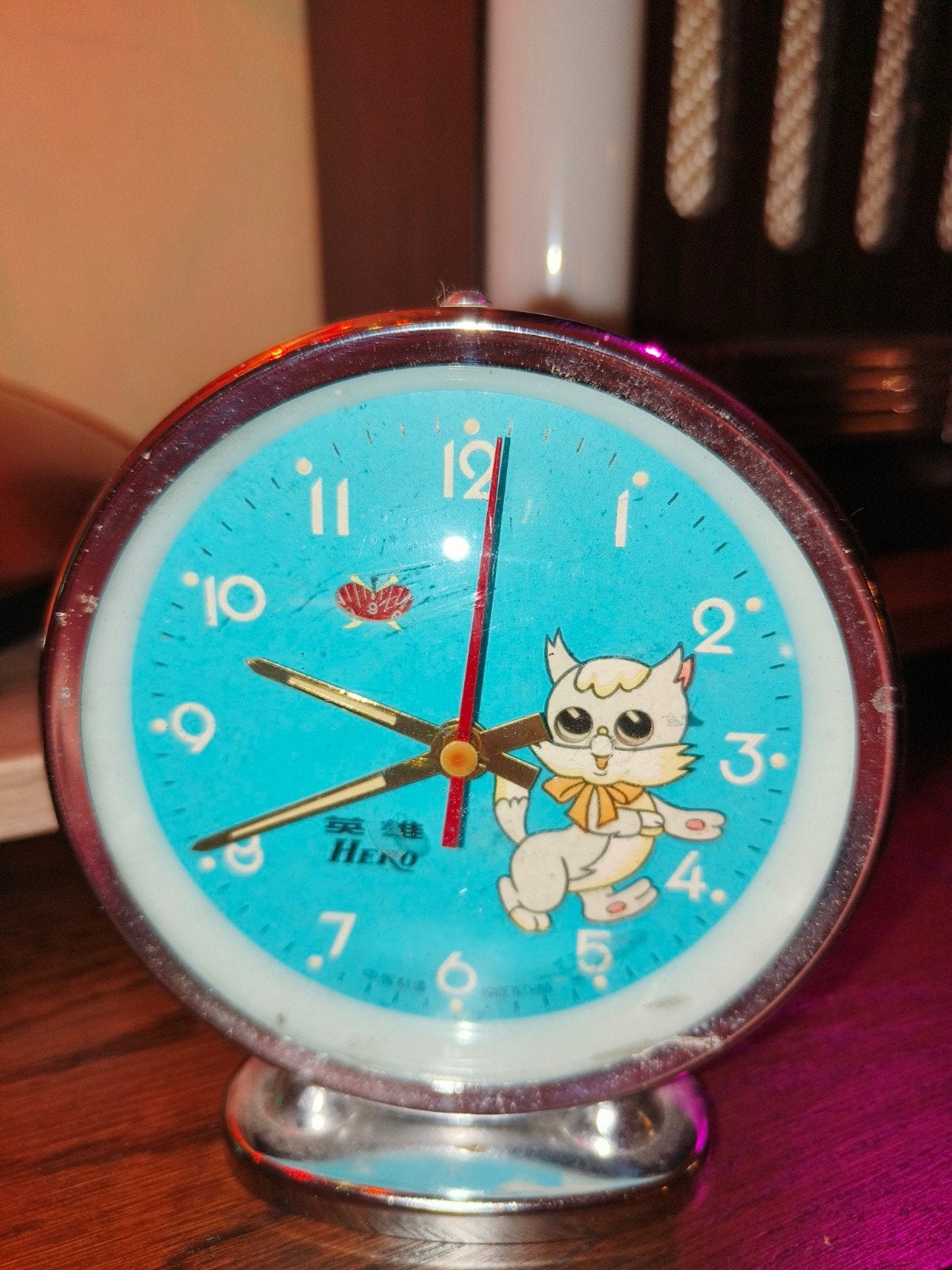 Vintage Hero Wekker met Kattenafbeelding, Antiek en Kunst, Antiek | Klokken, Ophalen of Verzenden