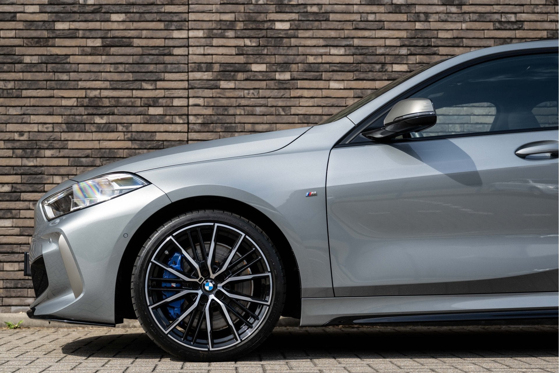 Foto 35 van BMW 1-serie M135i xDrive | Live Cockpit | Panorama | Leder |