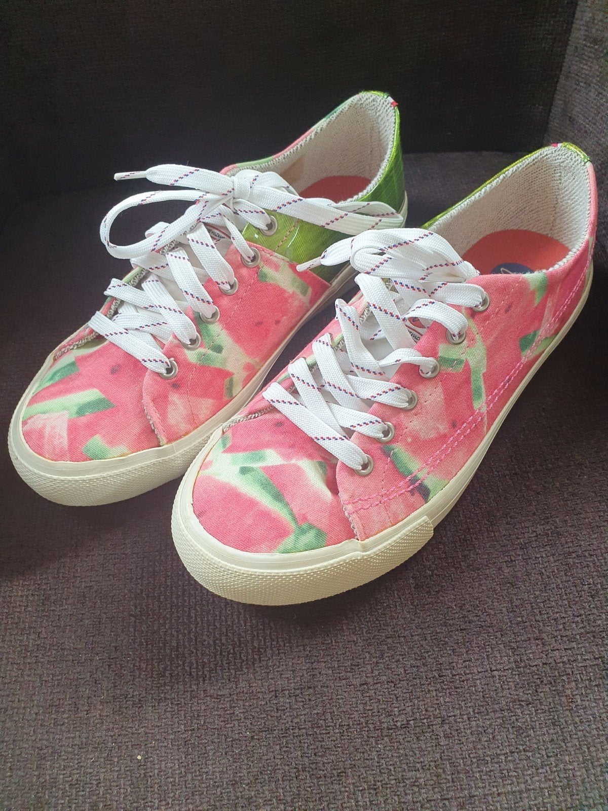 Sneakers van het merk Vulking, maat 40. zgan, Vulking, Ophalen of Verzenden, Sneakers of Gympen, Zo goed als nieuw
