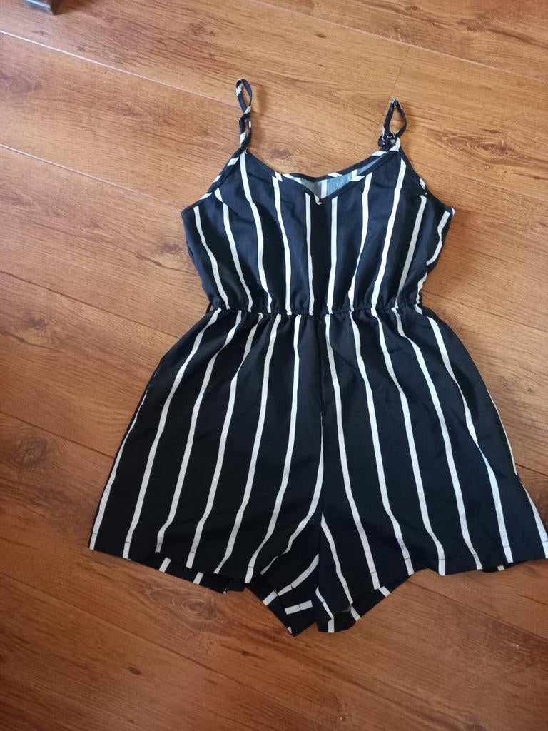 Mooie gestreepte jumpsuit met korte broek, Kleding | Dames, Ophalen of Verzenden