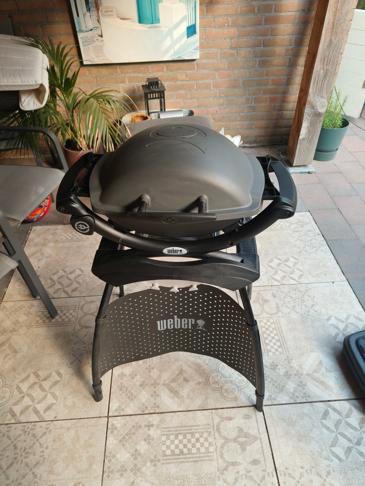 Weber Q1400 elektrische barbecue met onderstel, Ophalen, Gebruikt, Weber