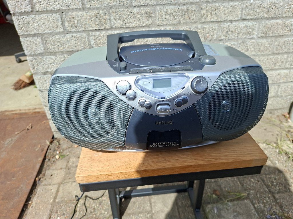 draagbare radio+ cd en cassette speler philips az1080, Ophalen of Verzenden, Gebruikt