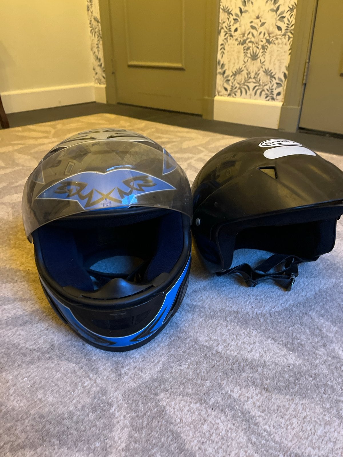 Integraalhelm (L) en Open helm (M) - Diverse Helmen, Motoren, Kleding | Motorhelmen, Ophalen, Tweedehands, L, Integraalhelm