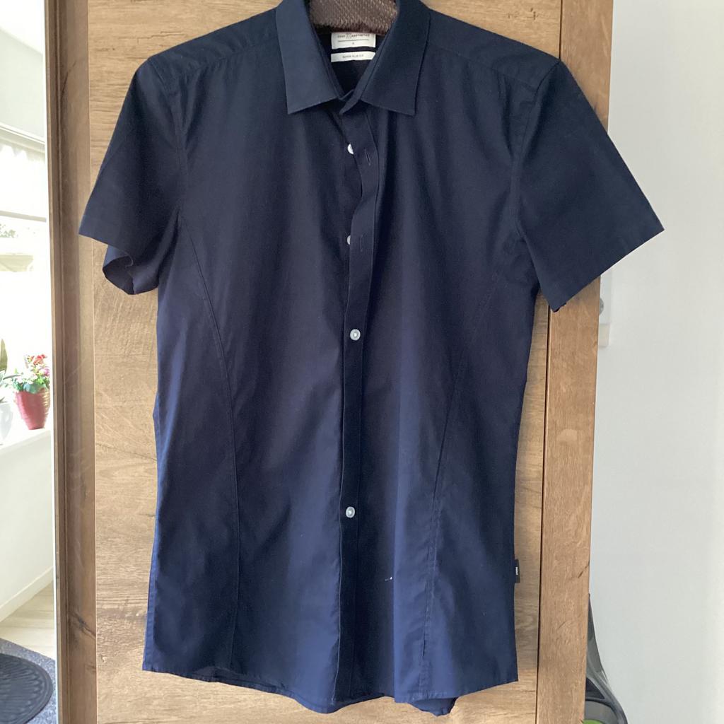 Zgan dkr blauwe blouse maat S van Daily aesthetikz, Kleding | Heren, Ophalen of Verzenden, Zo goed als nieuw, Blauw, Halswijdte 39/40 (M)