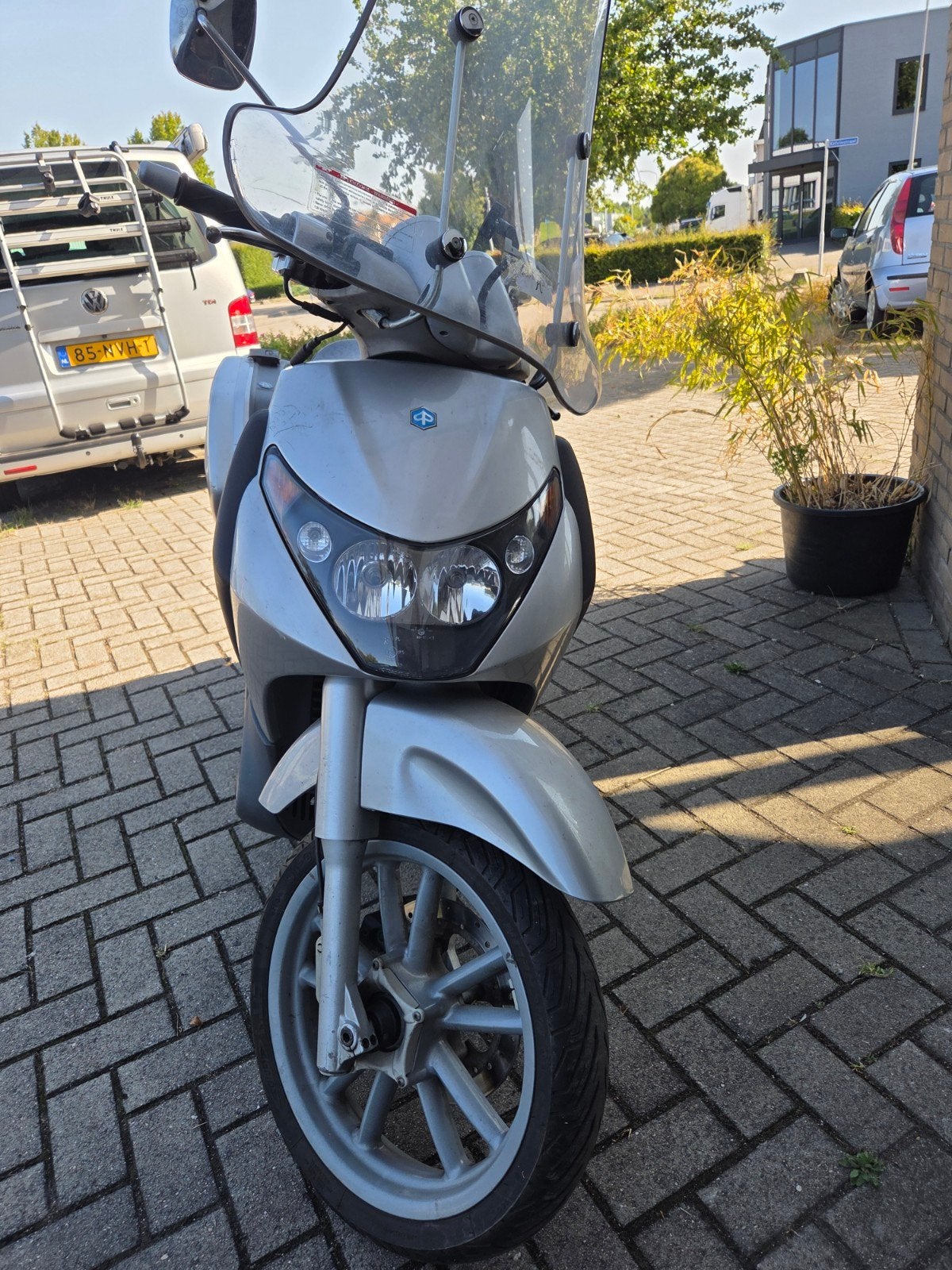 piaggio beverly onderdelen., Ophalen
