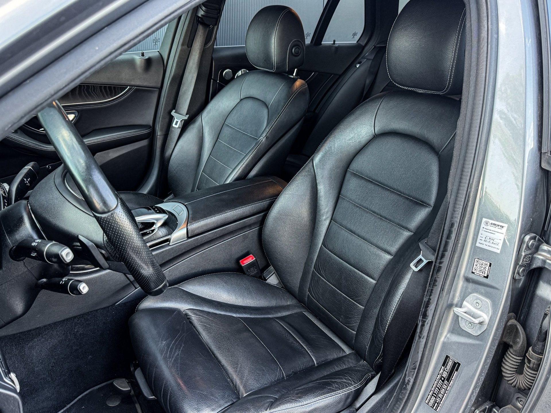 Mercedes-Benz C-klasse Estate C350e AMG BURMESTER/LEDER/19'', Automaat, Dealer onderhouden, Achterwielaandrijving, Gebruikt