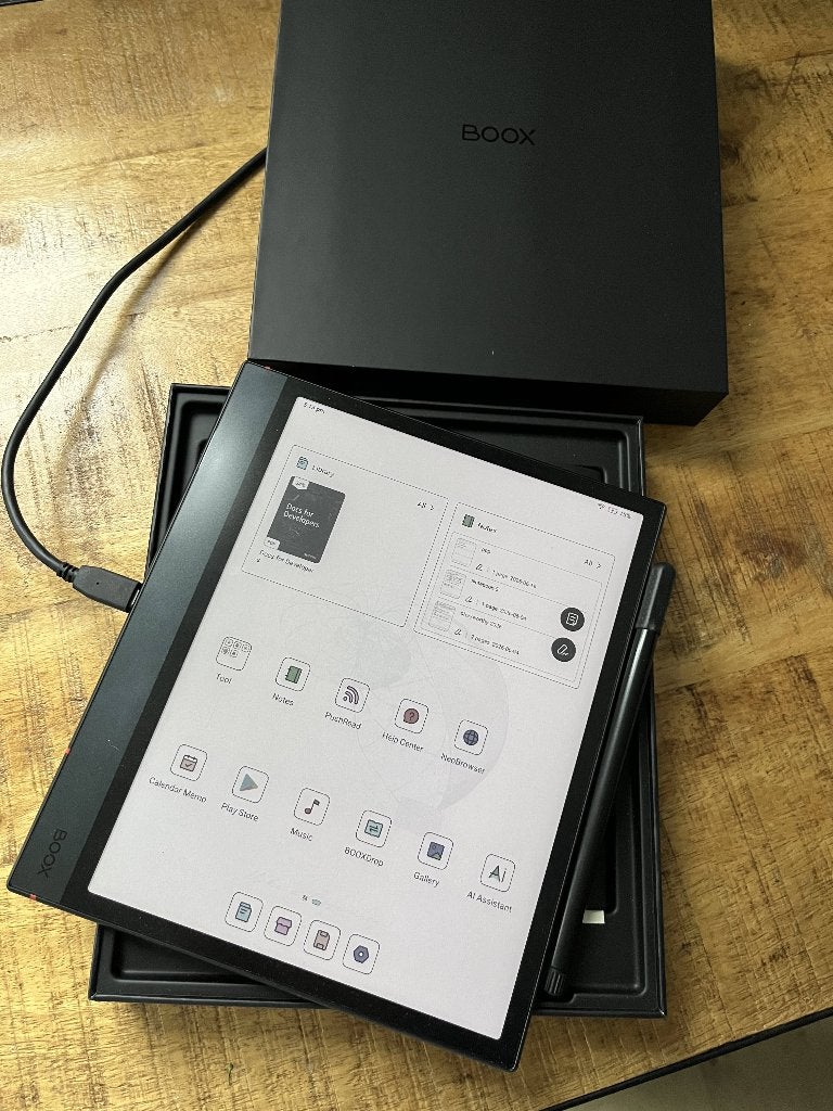BOOX Note Air4 C 64GB – Met stylus en originele doos, Computers en Software, Touchscreen, Ophalen of Verzenden, Zo goed als nieuw
