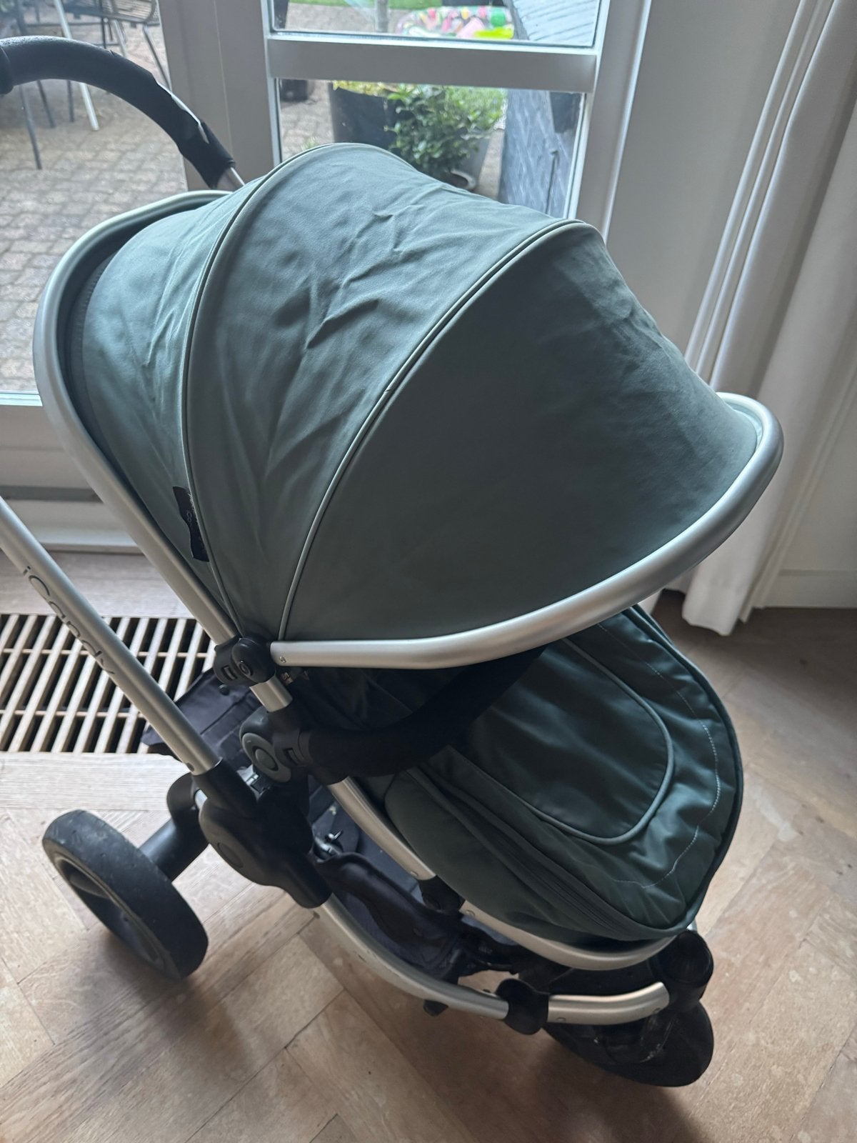 iCandy Peach Kinderwagen - Compleet met reiswieg en adapters, Kinderen en Baby's, Kinderwagens en Combinaties, Gebruikt, Combiwagen