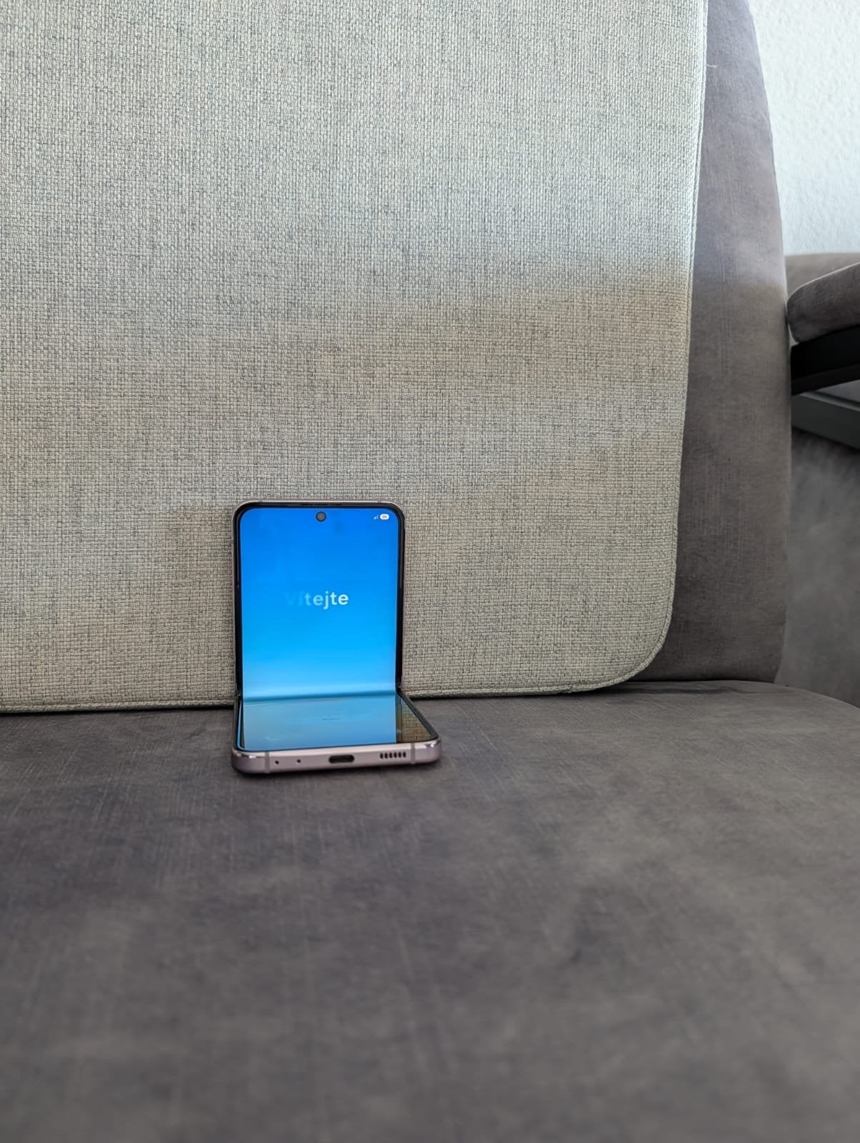 Samsung Galaxy Z Flip 5- in goede staat, Ophalen, Gebruikt, Inklapmodel, Zonder simlock