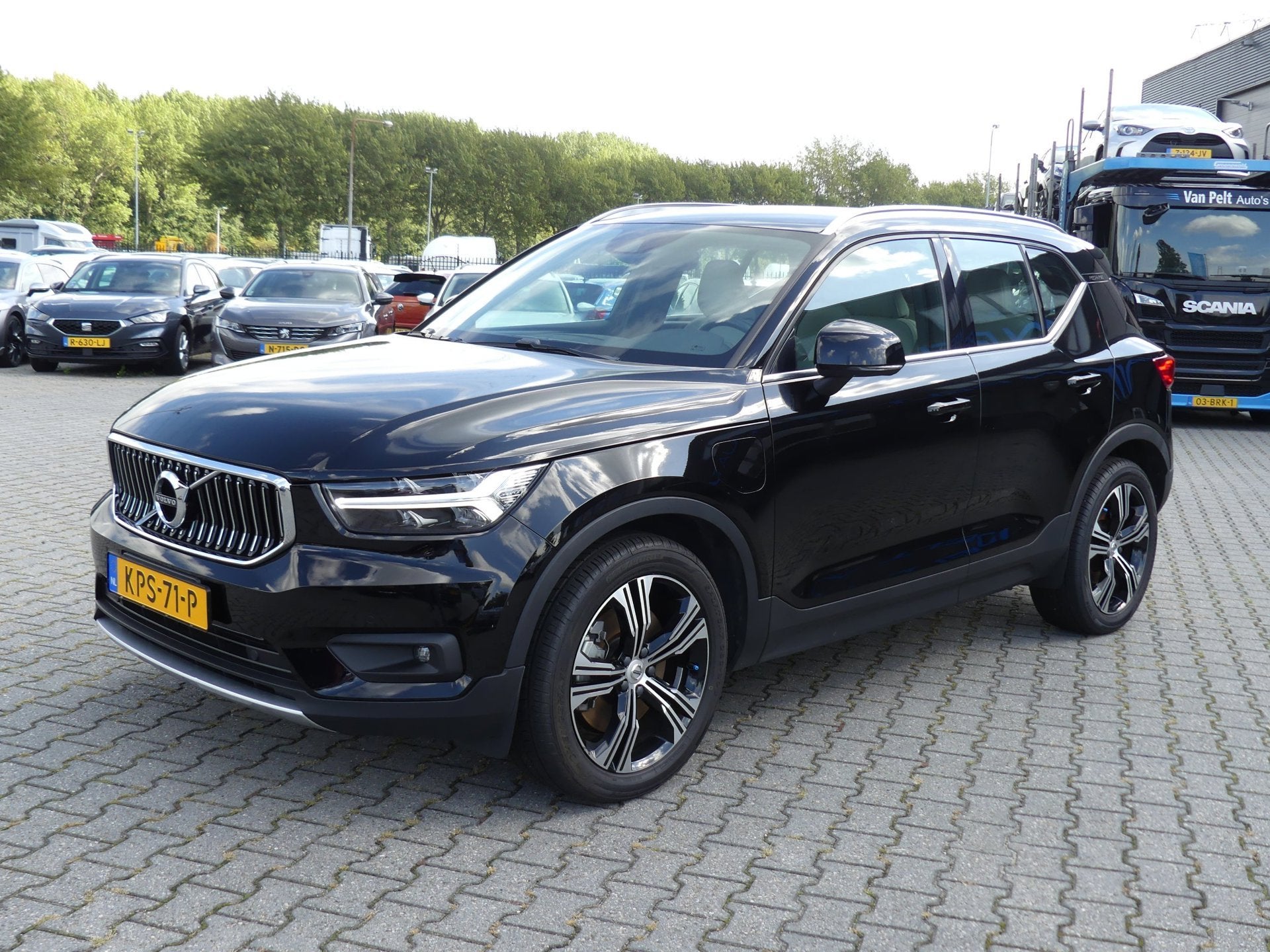 Volvo XC40 1.5 T5 Recharge Inscription, Euro 6, Zwart, Hybride Elektrisch/Benzine, 3 cilinders