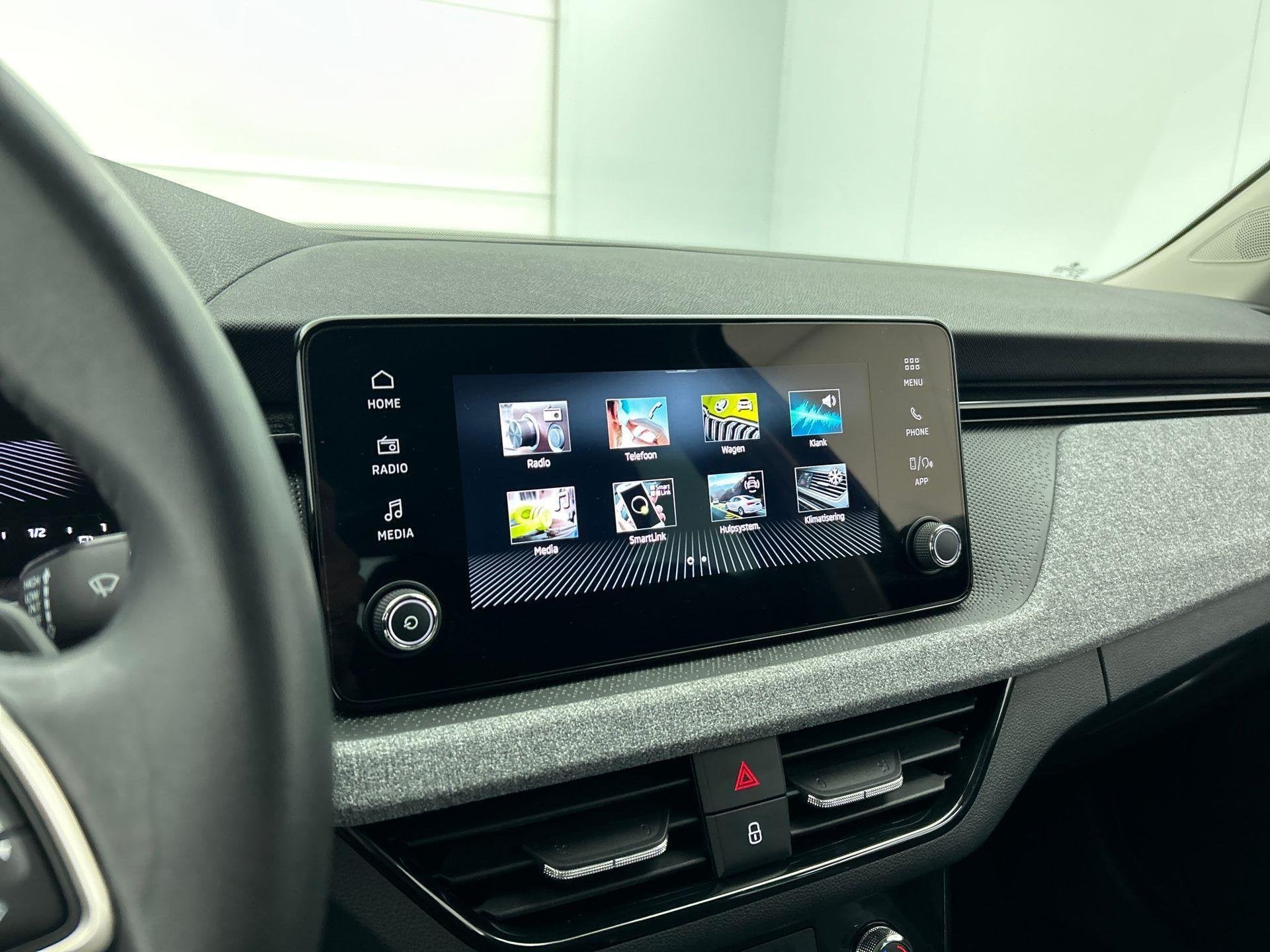 Skoda Kamiq 1.0 TSI Business Edition DSG Navigatie Climate c, Gebruikt, Zwart, 3 cilinders, Kamiq