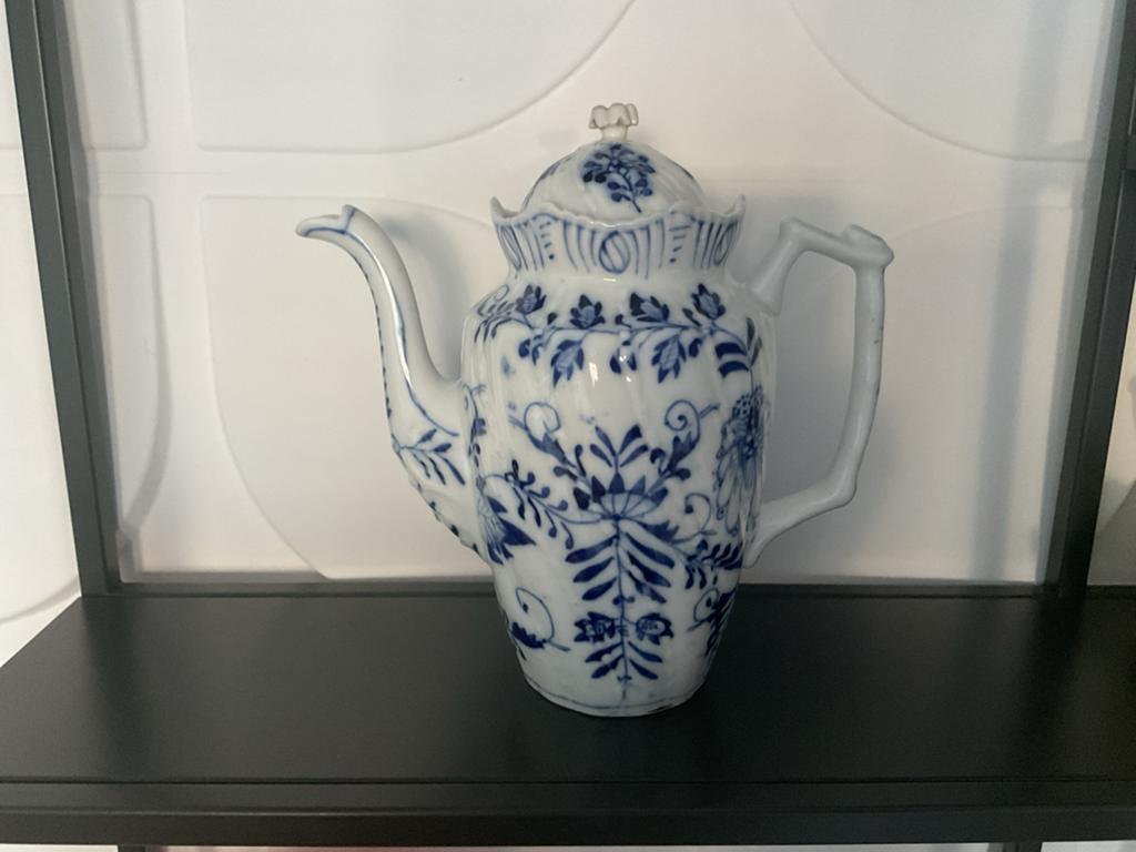 Louis Regout koffiepot, Antiek en Kunst, Ophalen of Verzenden