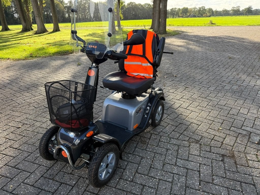 Solo 4 comfort scootmobiel, Ophalen, Life and Mobility, Zo goed als nieuw, 16 km/u of meer