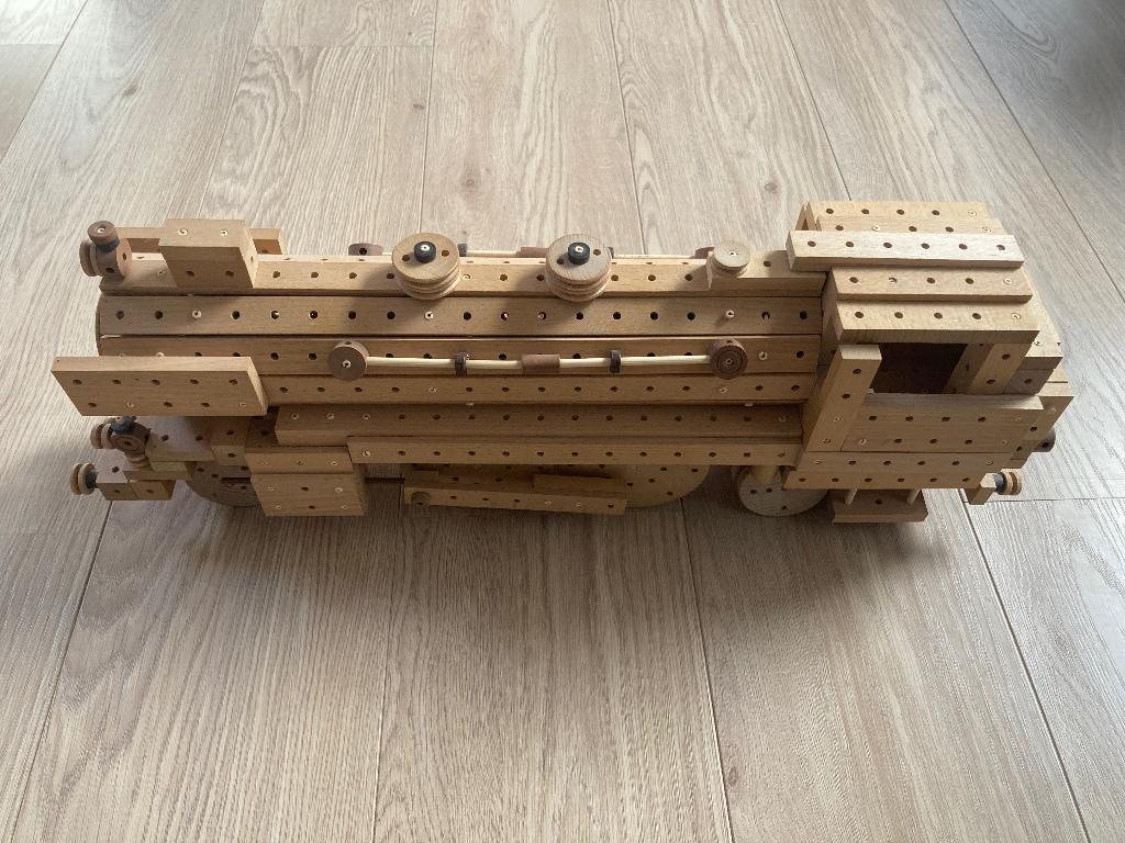 Matador houten speelgoed locomotief, Ophalen, Zo goed als nieuw, Overige typen