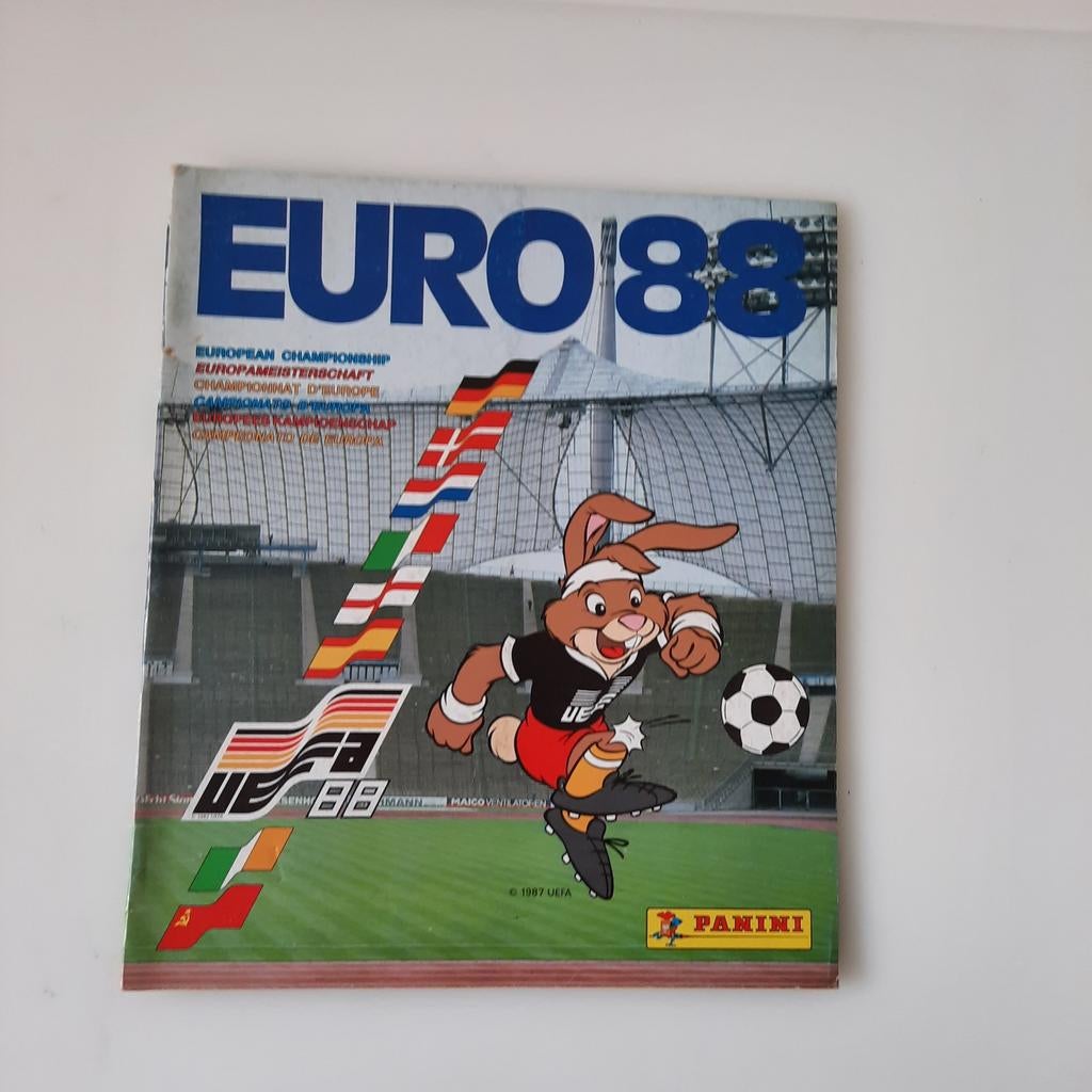 EURO 88 PANINI  LEEG ALBUM, Ophalen of Verzenden, Buitenlandse clubs, Poster, Plaatje of Sticker