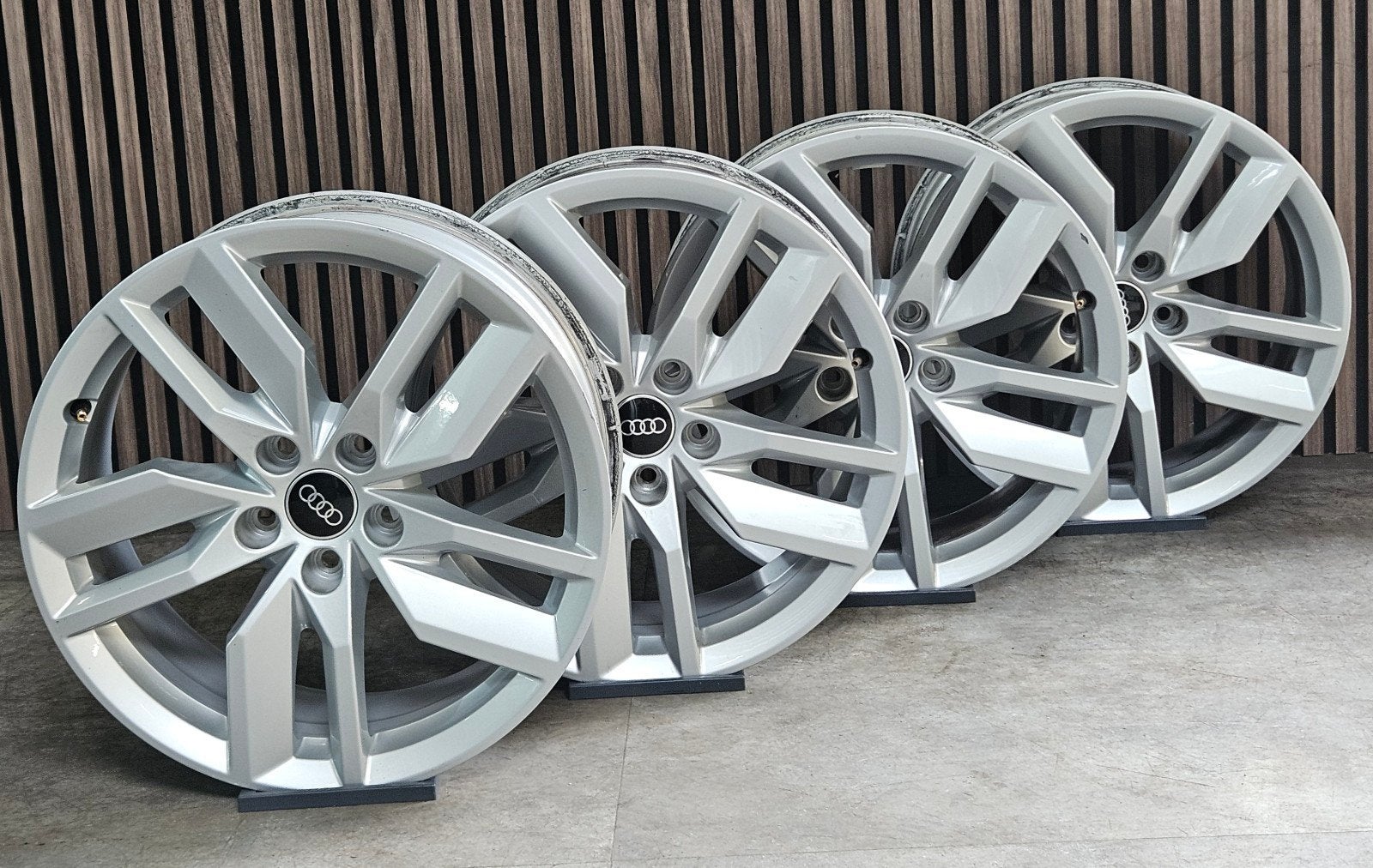Nette 18" Orig AUDI A3 A4 A6 Q3 Q5 TT Velgen 5x112 Caddy Eos, Gebruikt, Velg(en), Ophalen of Verzenden, Audi