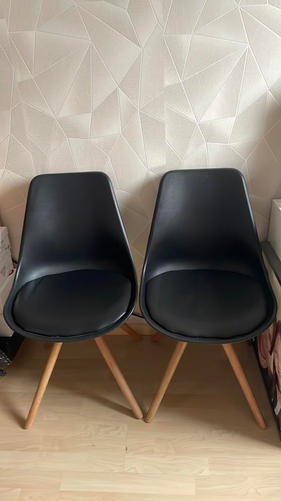 2 zwarte kuipstoeltjes zgan, Huis en Inrichting, Stoelen, Ophalen, Zo goed als nieuw, Zwart, Twee