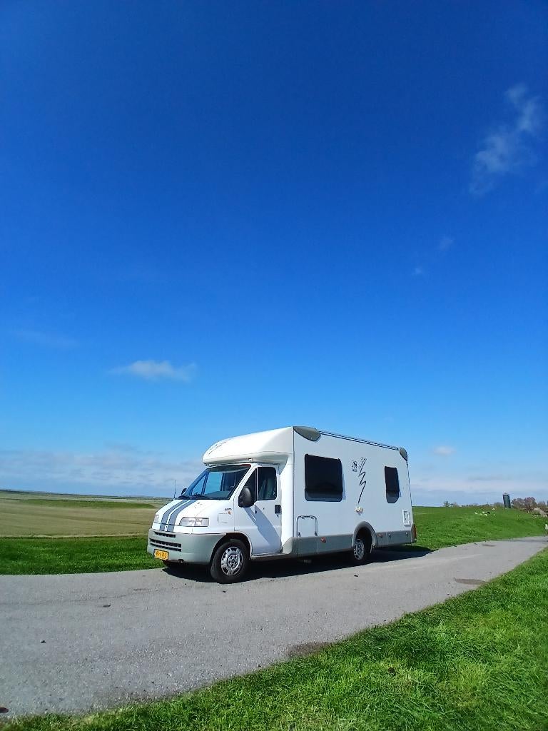Camper met rolstoel ingang, Caravans en Kamperen, Campers, Particulier, tot en met 2, Half-integraal, Knaus, Fiat, 6 tot 7 meter
