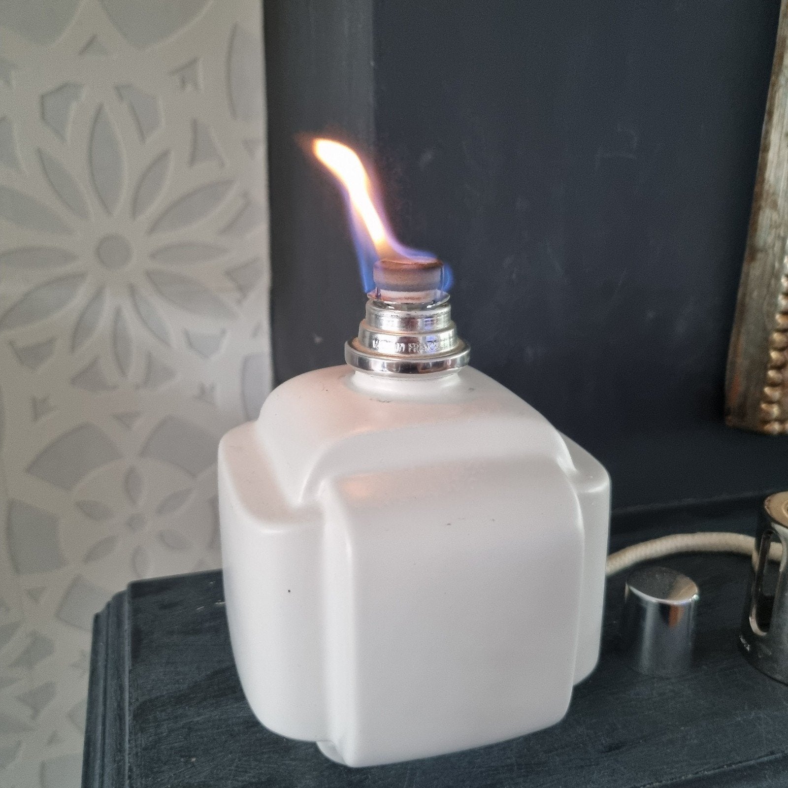 Vintage Lampe Berger Art Deco Nouveau Glacon Blanc wit kubus, Huis en Inrichting, Woonaccessoires | Kandelaars en Kaarsen, Geurverspreider