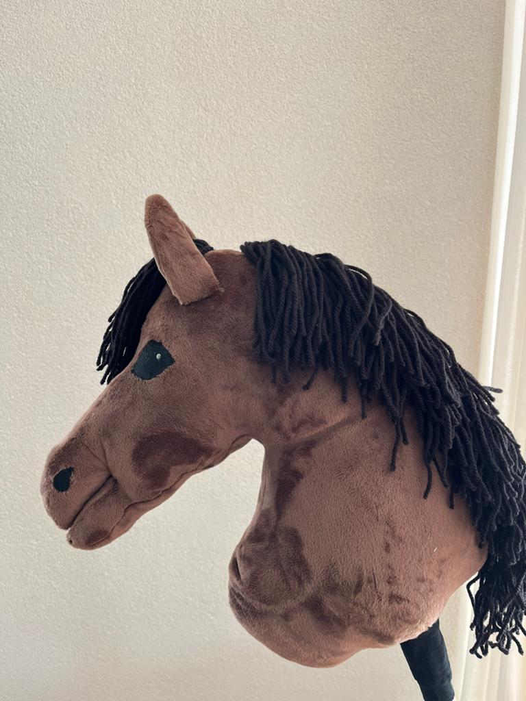 Hele mooie hobbyhorse!, Hobby en Vrije tijd, Ophalen, Zo goed als nieuw