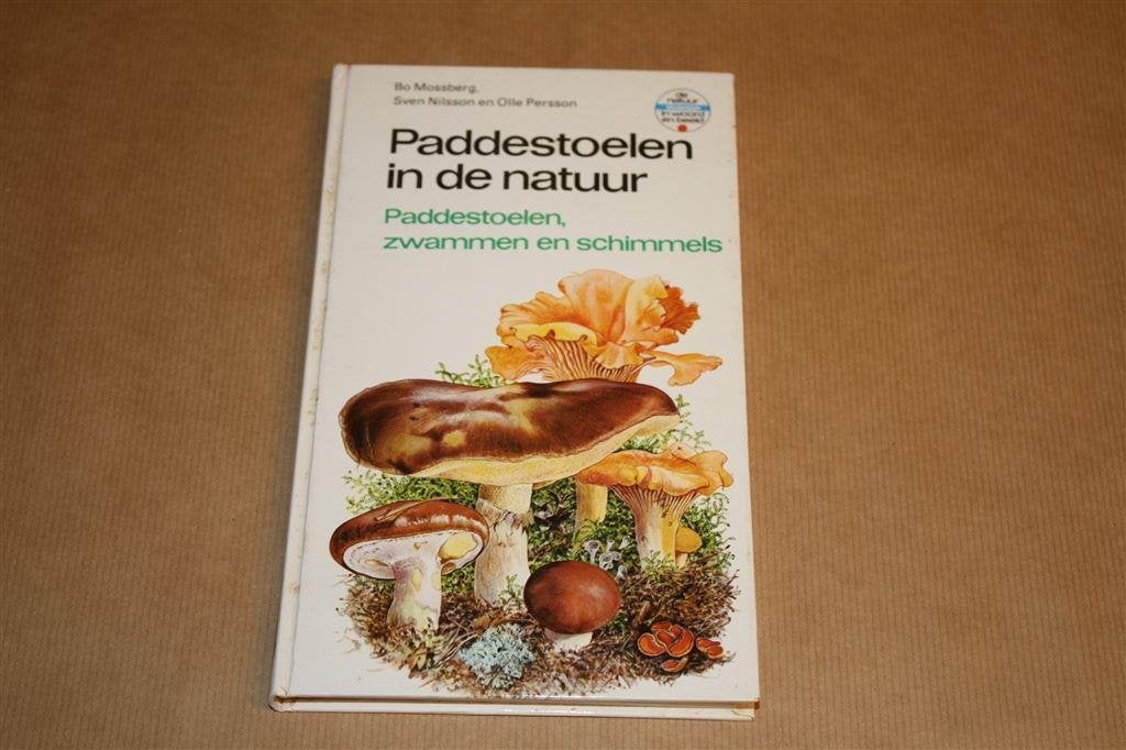 Paddestoelen in de natuur. Paddestoelen, zwammen..., Ophalen of Verzenden, Gelezen, Natuur algemeen