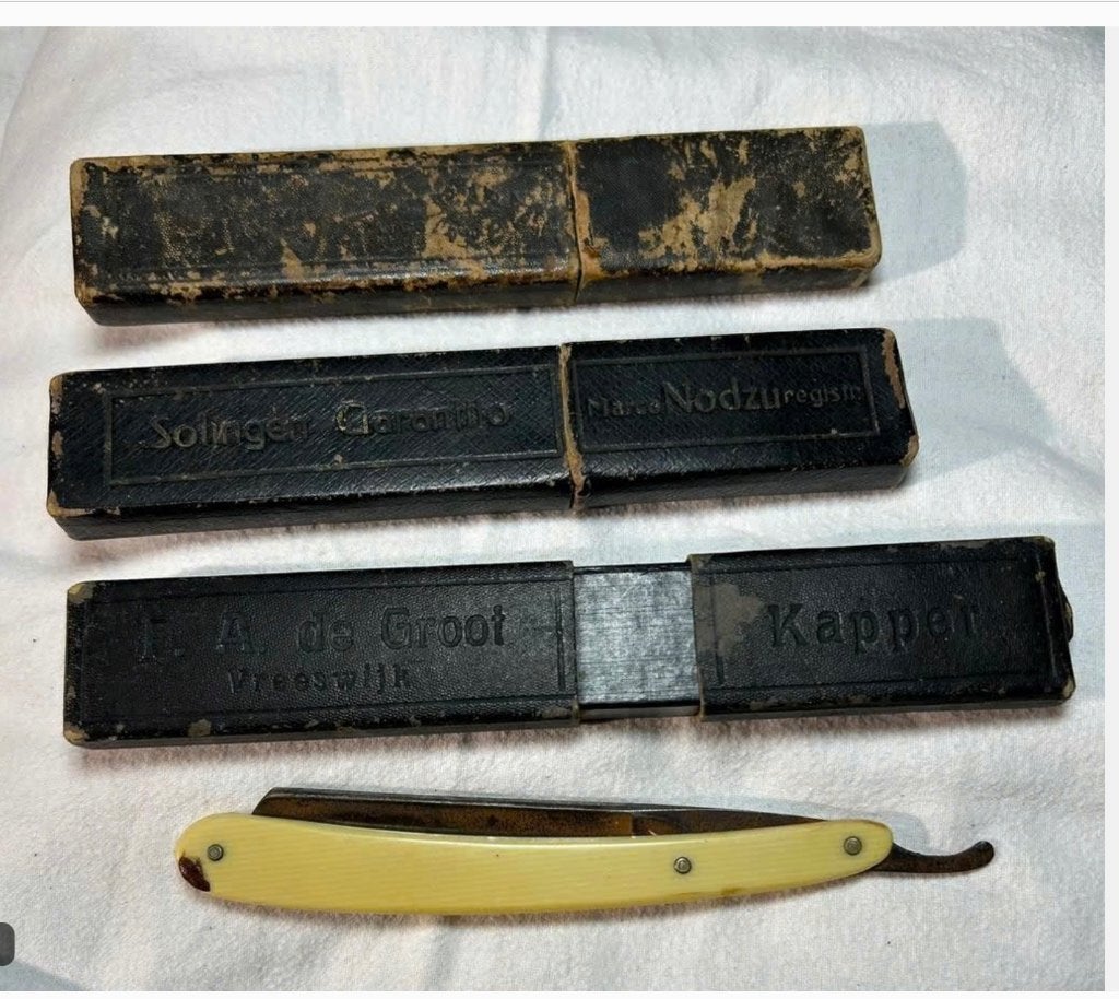 3 x antiek doosje kapper scheermes met 1 x scheermes, Antiek en Kunst, Ophalen of Verzenden