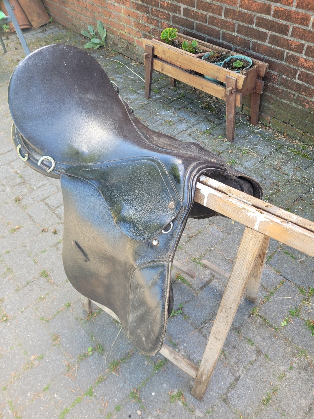 Zadel voor decoratie.  Boom is stuk, Dieren en Toebehoren, Ophalen of Verzenden