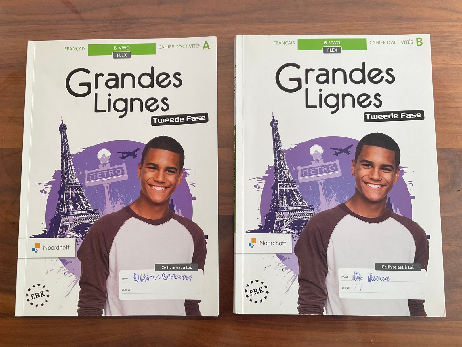 Grandes Lignes - Frans - 6 VWO - Flex-boek A en B, Ophalen of Verzenden, Gelezen, VWO, Frans