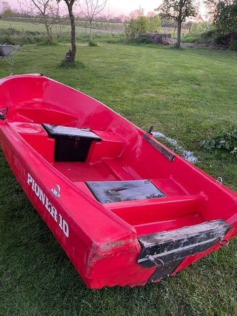 Pioneer 10 roeiboot met trailer - Ideaal voor vissen, Ophalen, Gebruikt