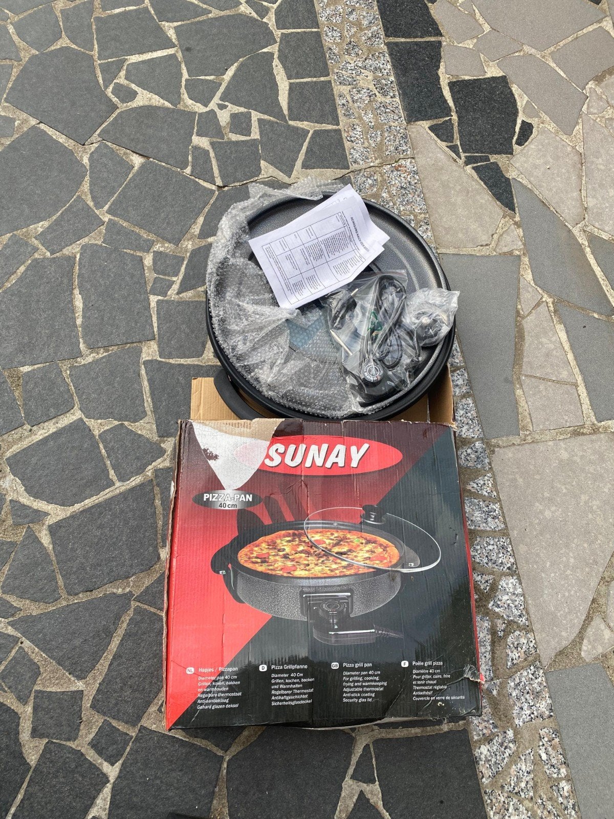 Sunay Pizza Pan 40 cm - Nieuw (doos licht beschadigd), Ophalen of Verzenden, Nieuw, Overige merken, Pizzaoven
