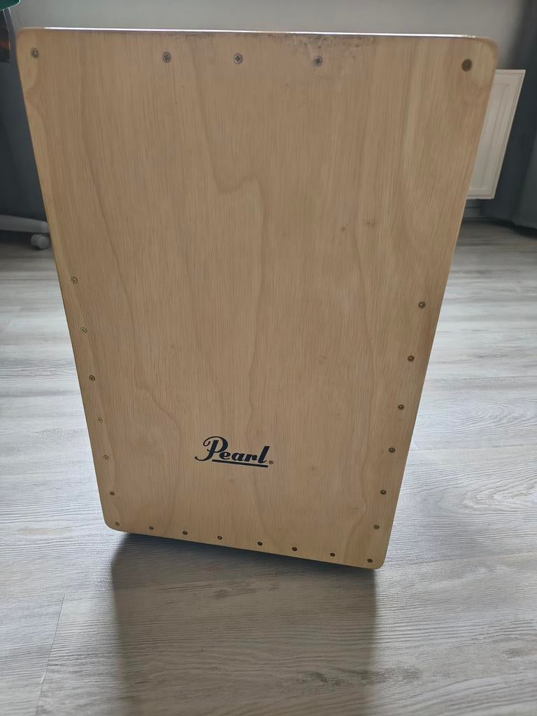 Pearl Cajon met hoes en soft bag., Muziek en Instrumenten, Percussie, Ophalen, Gebruikt, Trommel