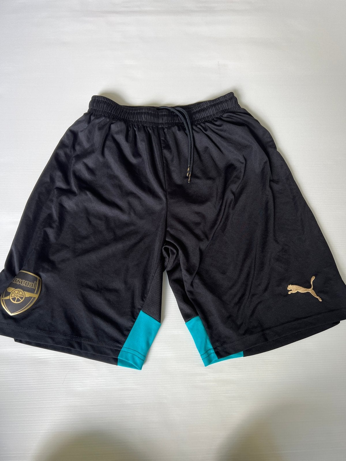 Puma trainingsbroek maat S Arsenal, Kleding | Heren, Zwart, Ophalen of Verzenden, Zo goed als nieuw, Voetbal